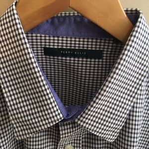 Perry Ellis XL button up no wrinkle